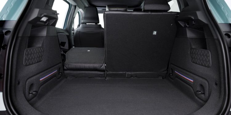 Renault 4 E-Tech 100% elétrico: o automóvel elétrico mais versátil do segmento B 31