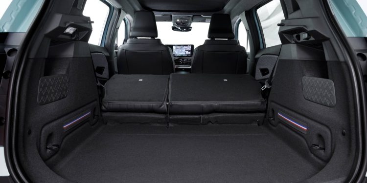 Renault 4 E-Tech 100% elétrico: o automóvel elétrico mais versátil do segmento B 32