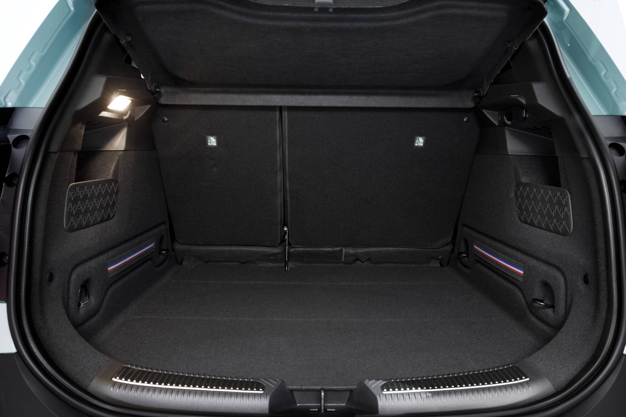 Renault 4 E-Tech 100% elétrico: o automóvel elétrico mais versátil do segmento B 22