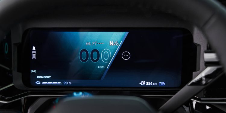 Renault 4 E-Tech 100% elétrico: o automóvel elétrico mais versátil do segmento B 40