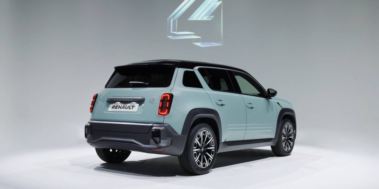 Renault 4 E-Tech 100% elétrico: o automóvel elétrico mais versátil do segmento B 73