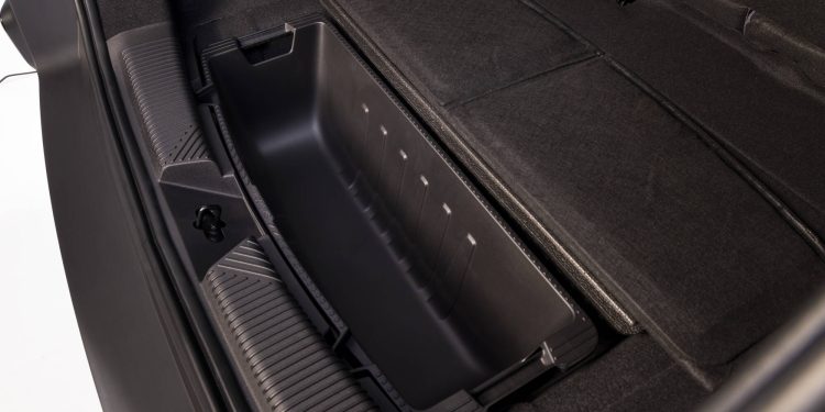 Renault 4 E-Tech 100% elétrico: o automóvel elétrico mais versátil do segmento B 80