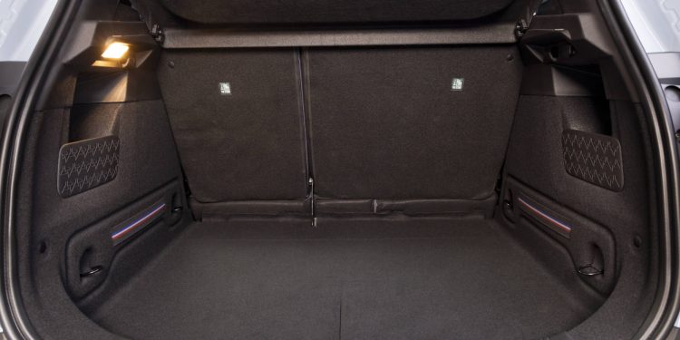 Renault 4 E-Tech 100% elétrico: o automóvel elétrico mais versátil do segmento B 81