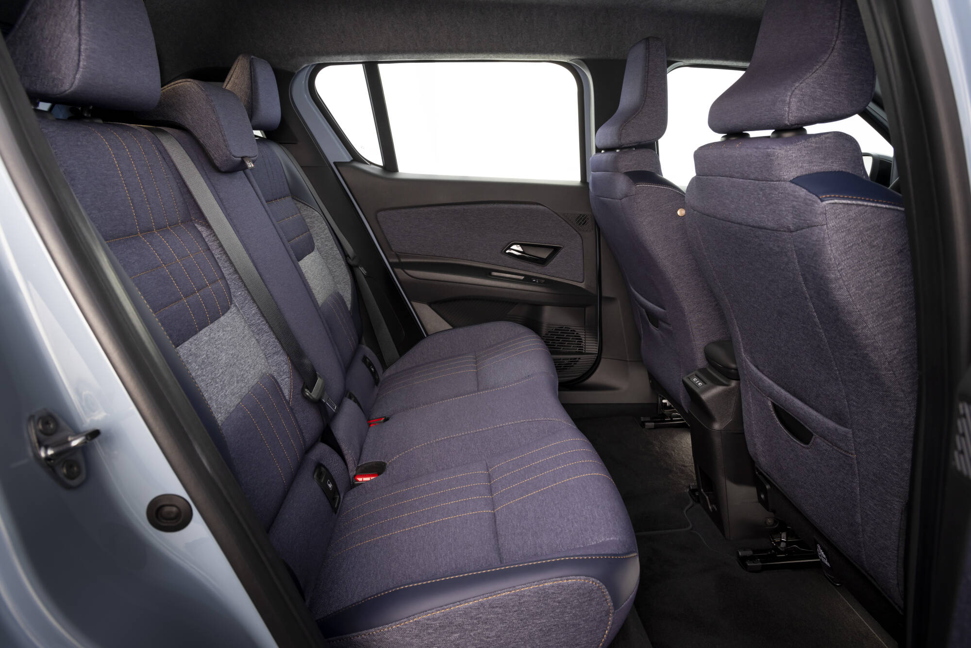 Renault 4 E-Tech 100% elétrico: o automóvel elétrico mais versátil do segmento B 23