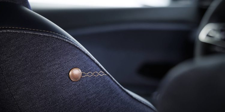 Renault 4 E-Tech 100% elétrico: o automóvel elétrico mais versátil do segmento B 88