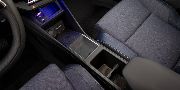 Renault 4 E-Tech 100% elétrico: o automóvel elétrico mais versátil do segmento B 90