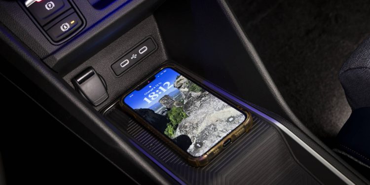 Renault 4 E-Tech 100% elétrico: o automóvel elétrico mais versátil do segmento B 93