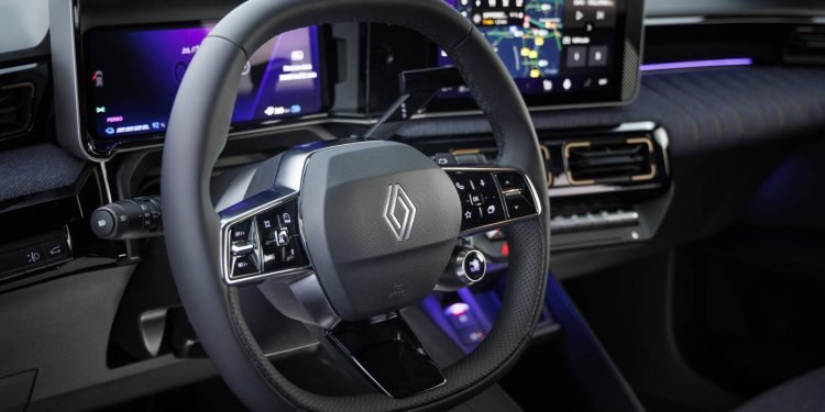 Renault 4 E-Tech 100% elétrico: o automóvel elétrico mais versátil do segmento B 107