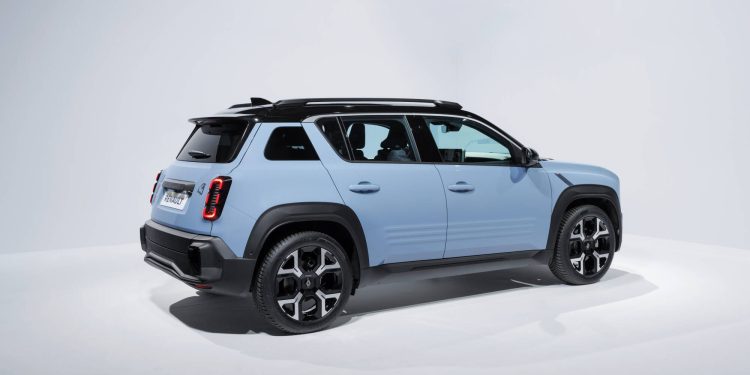 Renault 4 E-Tech 100% elétrico: o automóvel elétrico mais versátil do segmento B 126