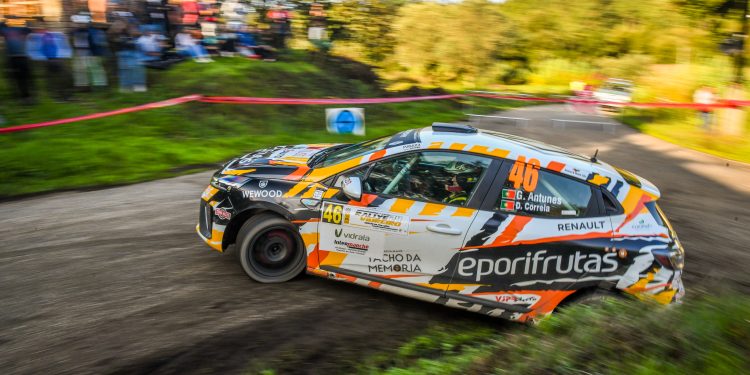 Gil Antunes e Diogo Correia terminam RENAULT CLIO TROPHY PORTUGAL com brilhante segundo lugar! 25