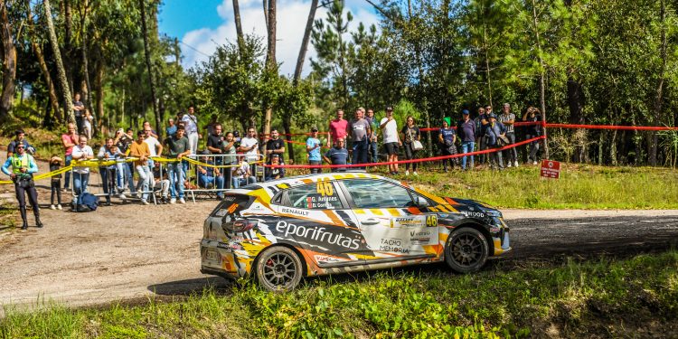Gil Antunes e Diogo Correia terminam RENAULT CLIO TROPHY PORTUGAL com brilhante segundo lugar! 22