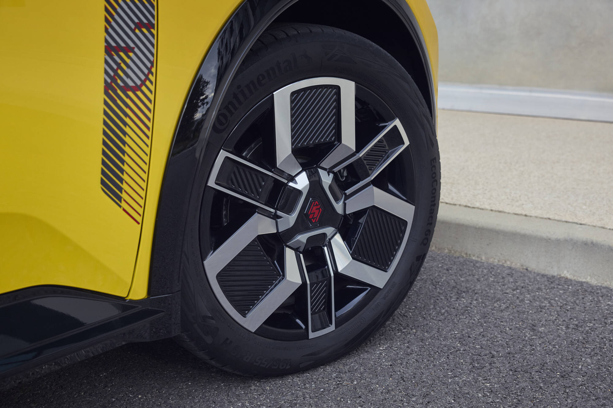 Renault 5 E-Tech 100% elétrico: prazer avançado e facilidade de utilização confirmados por imprensa internacional 20