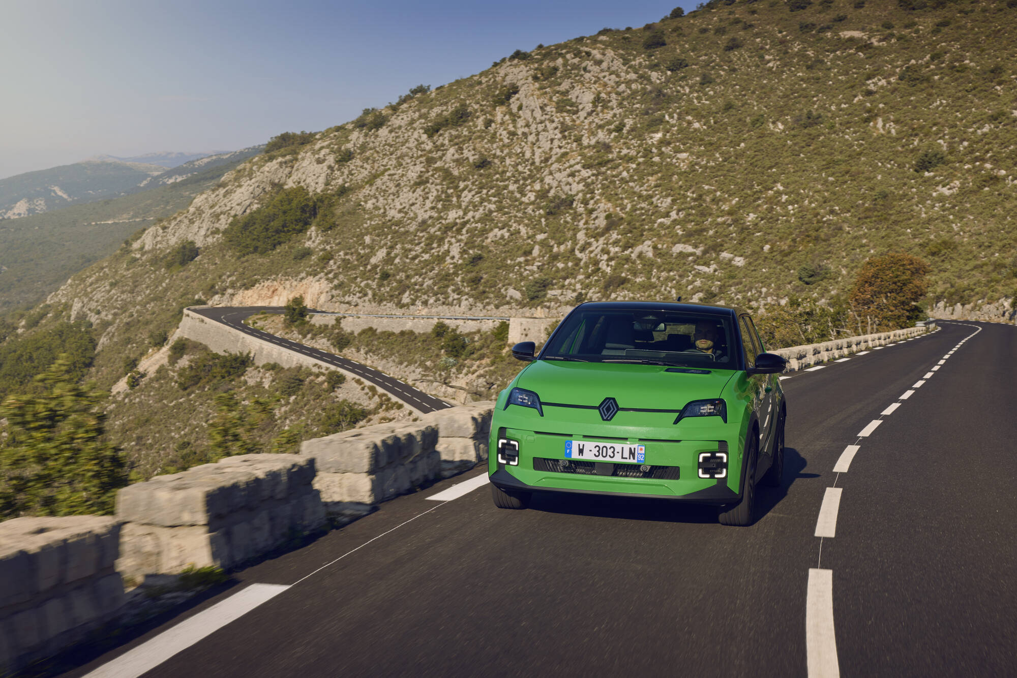 Renault 5 E-Tech 100% elétrico: prazer avançado e facilidade de utilização confirmados por imprensa internacional 28