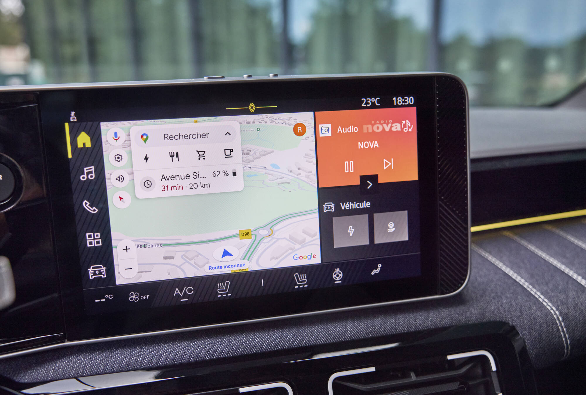Renault 5 E-Tech 100% elétrico: prazer avançado e facilidade de utilização confirmados por imprensa internacional 32