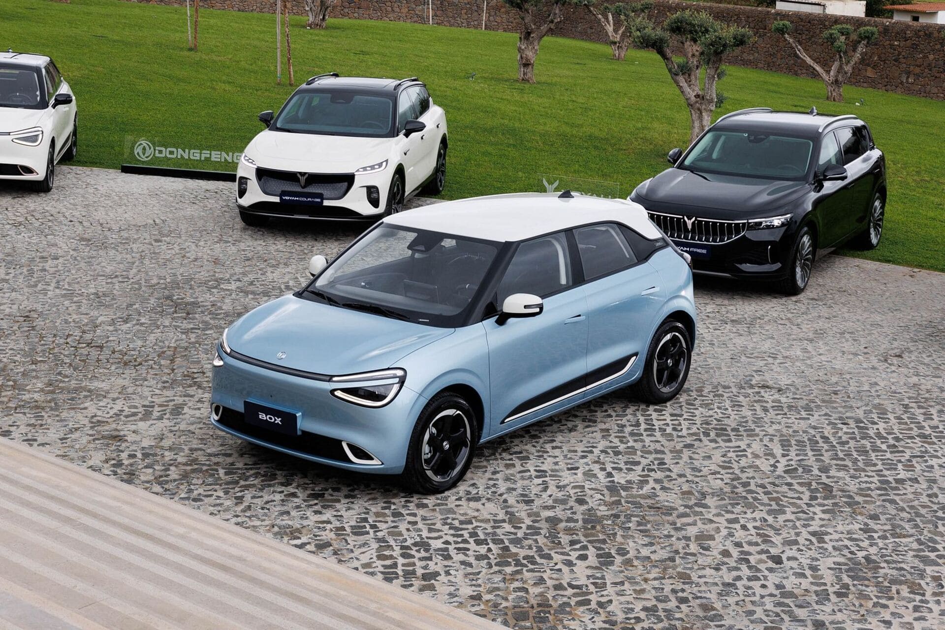 Dongfeng, VOYAH e M-Hero chegam a Portugal com oferta de gama elétrica para vários segmentos 13