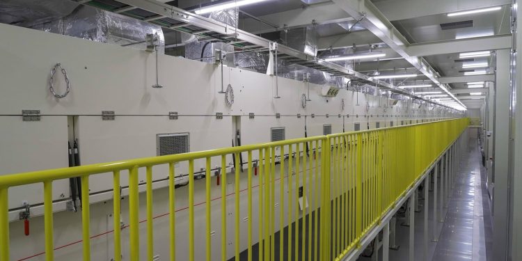 Honda inaugura linha de produção experimental para baterias de estado sólido 17