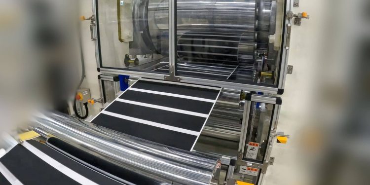 Honda inaugura linha de produção experimental para baterias de estado sólido 19