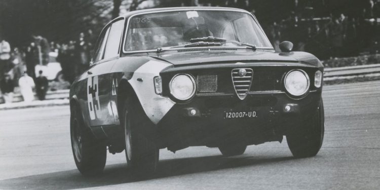 Alfa Romeo vence o “Motor Klassik Award” 17