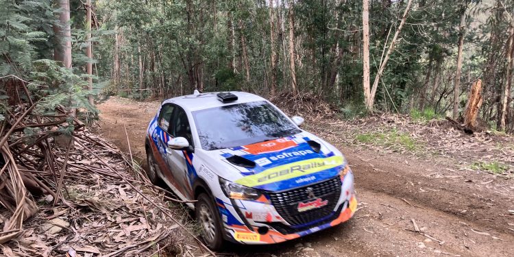 Gil Antunes testou o Peugeot 208 Rally 4 em Mortágua! 25