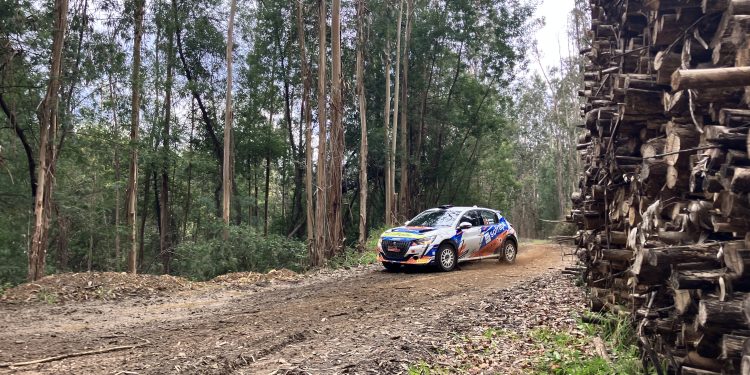 Gil Antunes testou o Peugeot 208 Rally 4 em Mortágua! 23