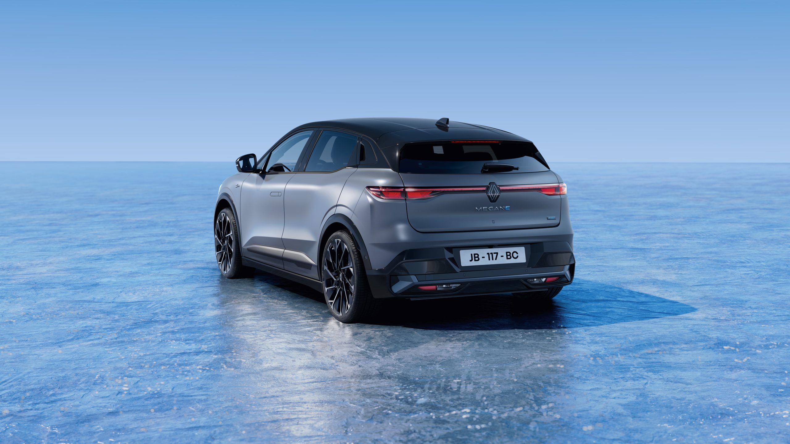 Megane E-Tech elétrico ganha versão Esprit Alpine, one pedal e carregador bidirecional 14