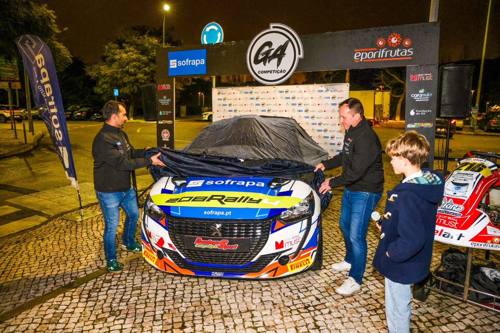 Gil Antunes e Lourenço Antunes apresentaram a época 2025! 25