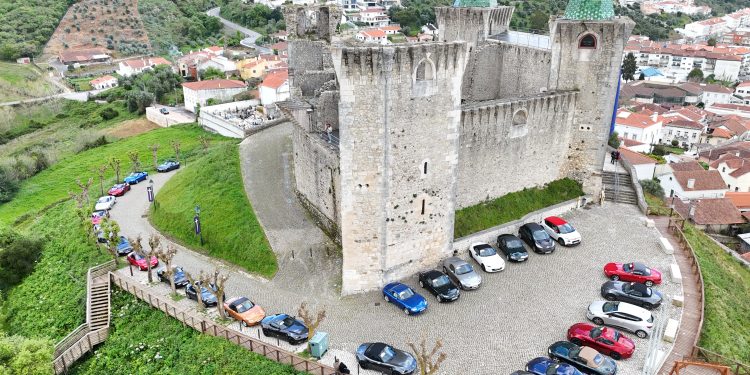Clube Roadster MX-5 PT Rumou à Paisagem Cársica na Serra de Aire 14