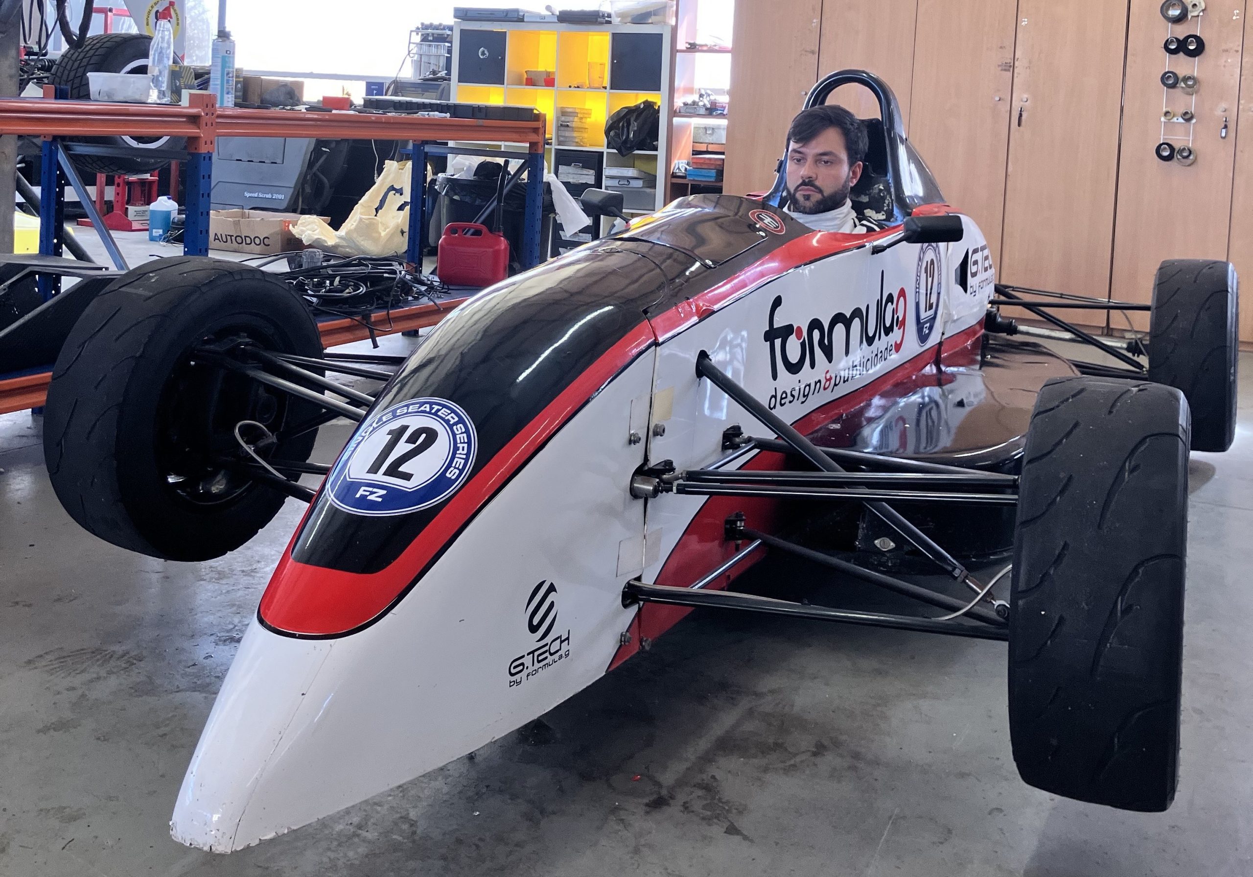 Tiago Neves inicia-se nos Single Seater Series 15