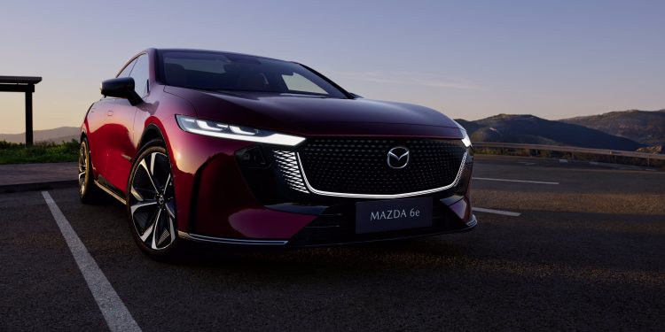 Chegou a Portugal o novo Mazda6e 18