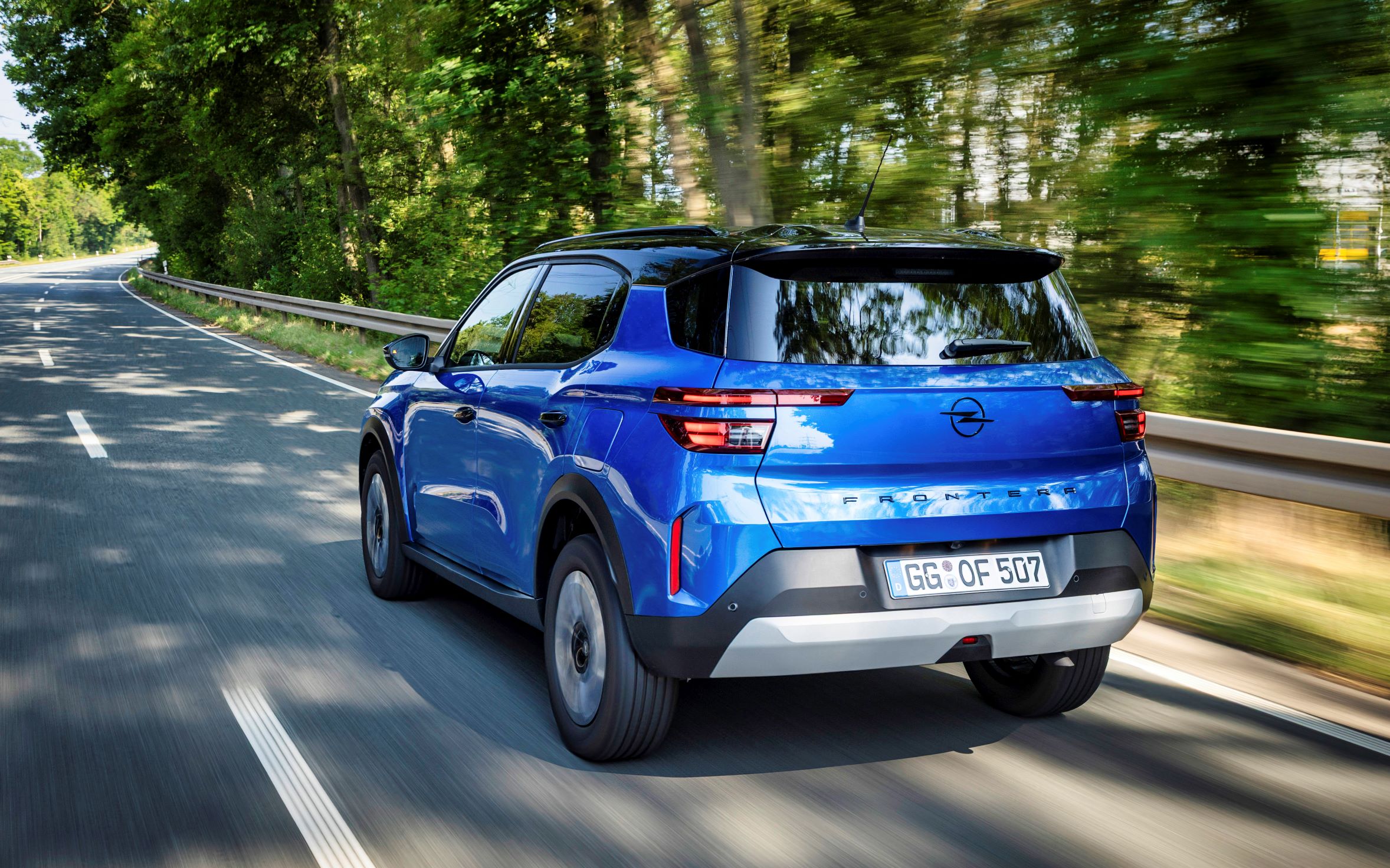 Opel Frontera GS: Um SUV familiar versátil com até sete lugares 14