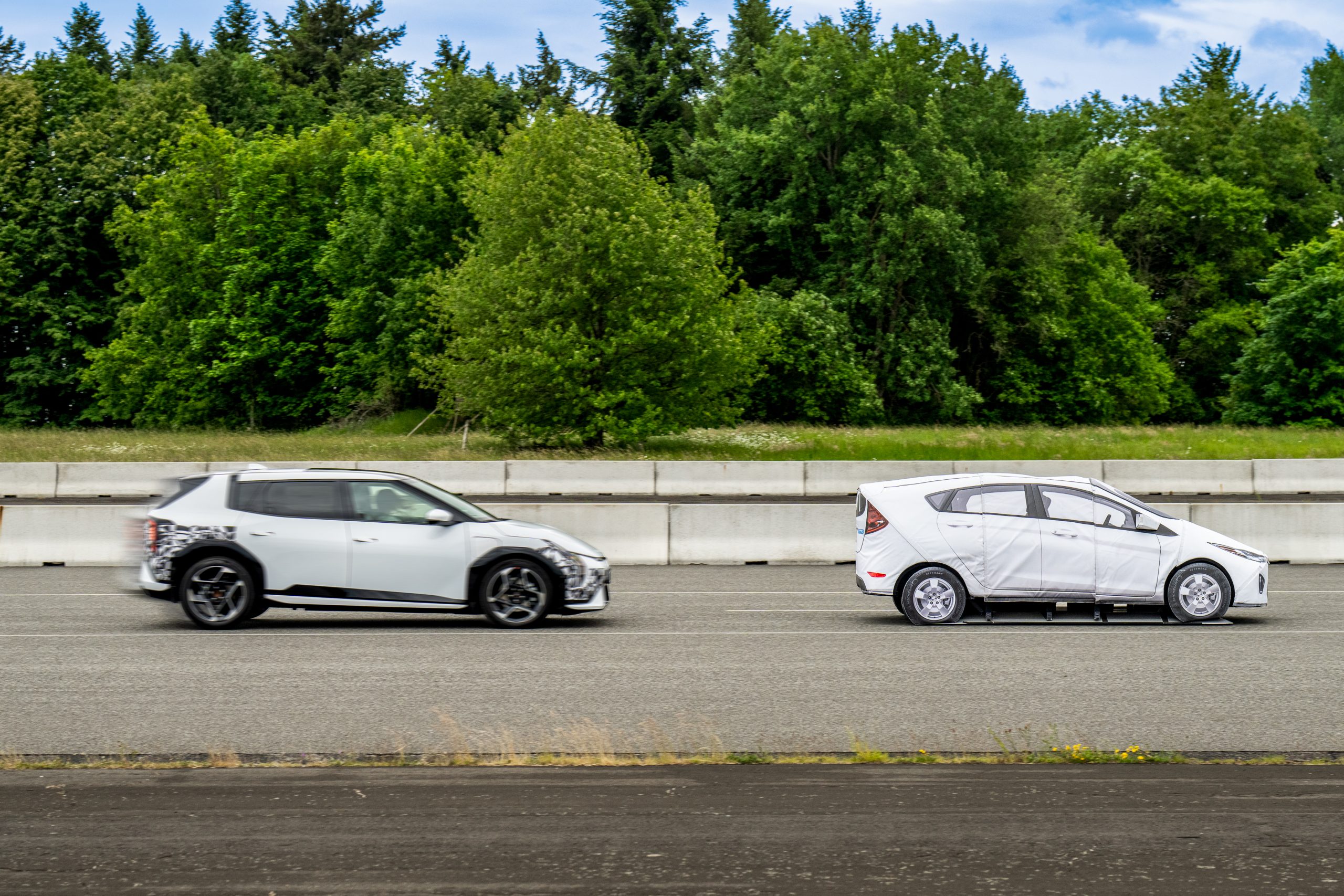 EV4: Primeiro elétrico da Kia fabricado na Europa redefine padrões de segurança integrada 18