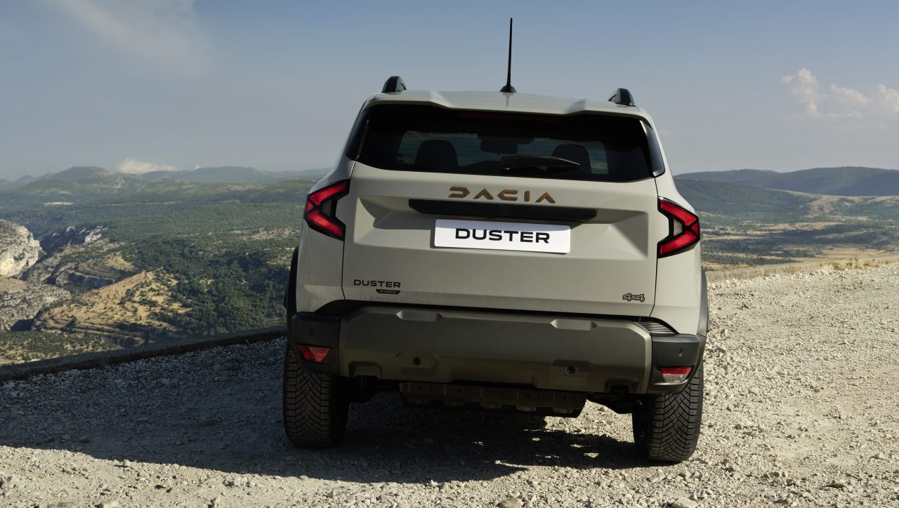 Uma nova gama de motorizações para o Duster e Bigster: com sistema híbrido, GPL, 4x4 e transmissão automática 17