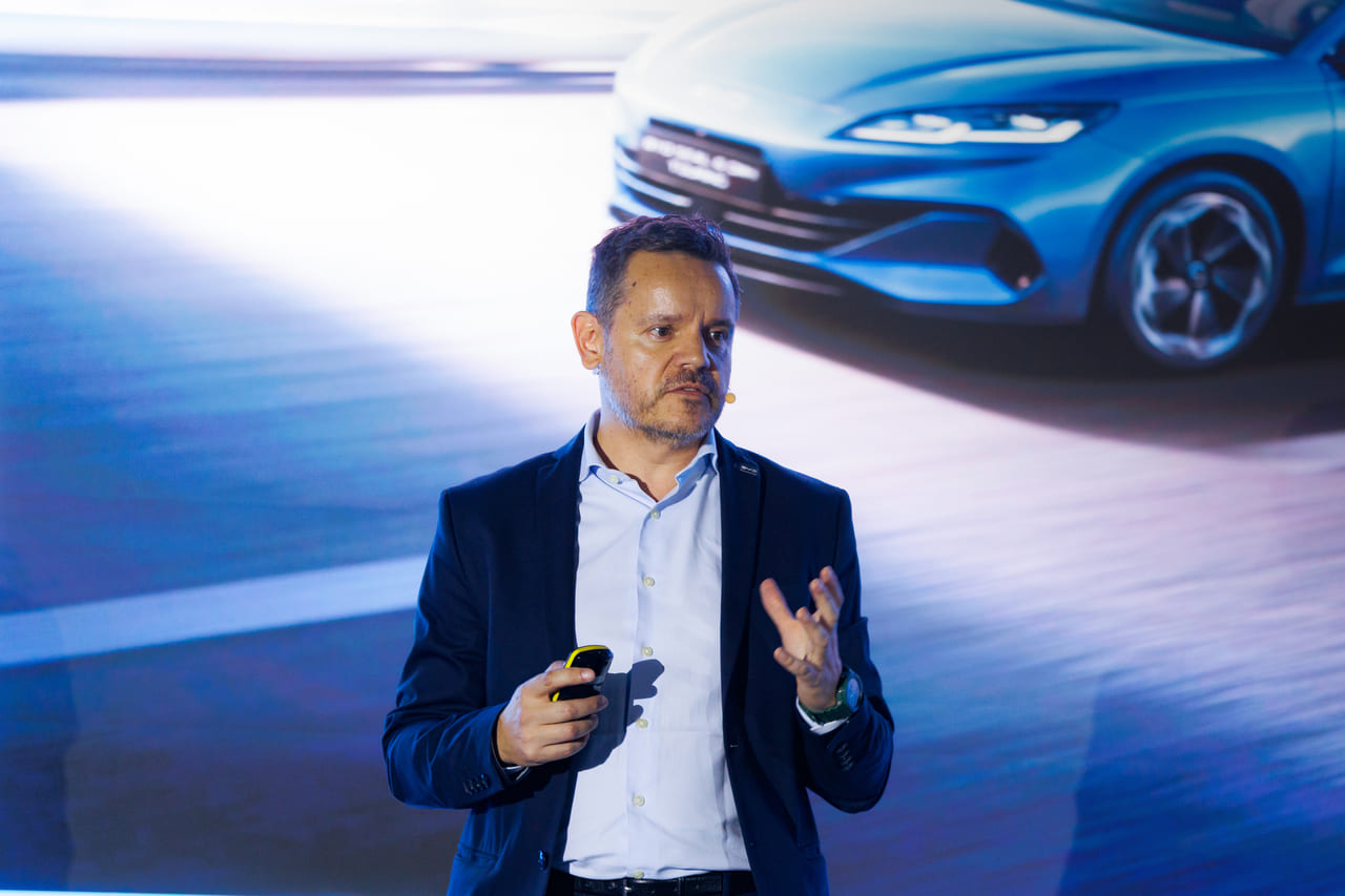 Nova gama BYD SEAL 6 DM-i já disponível em Portugal 18
