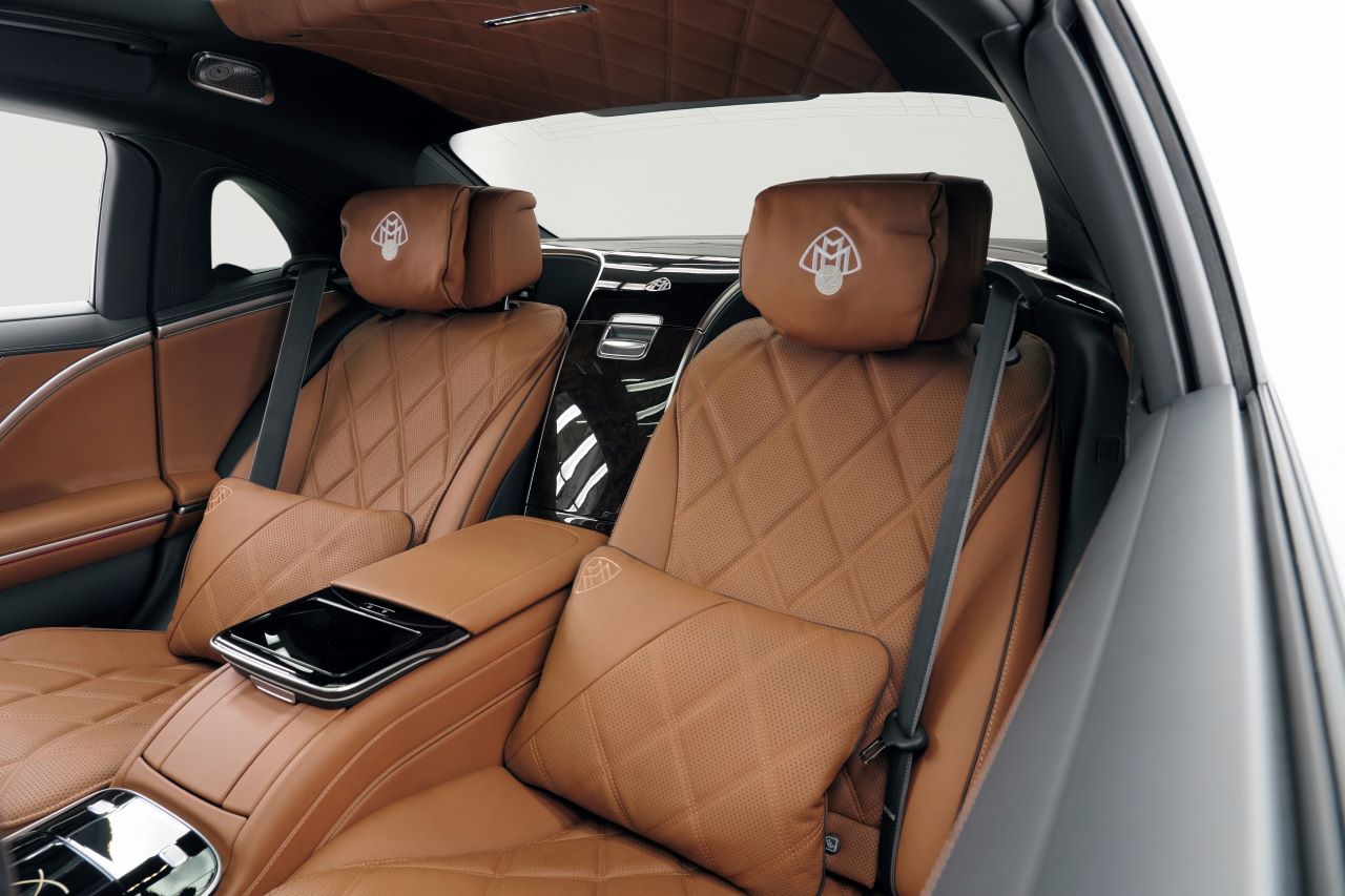 O Mercedes-Maybach V12 Edition - onde o legado encontra o design e a mestria artesanal 15 O Mercedes-Maybach V12 Edition - onde o legado encontra o design e a mestria artesanal 15