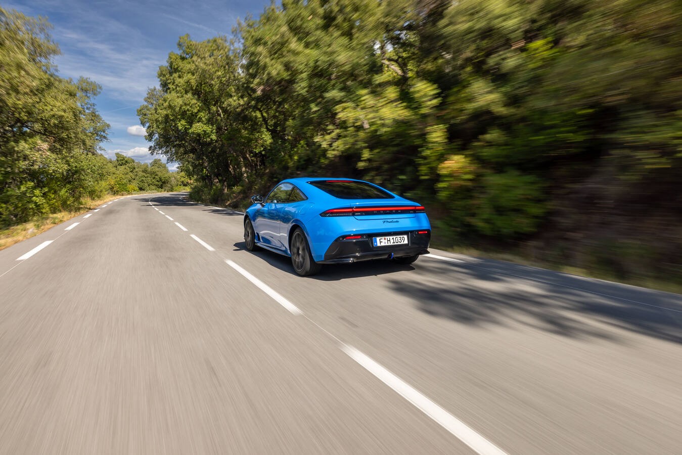 Honda reintroduz o icónico nome Prelude como coupé desportivo híbrido na Europa após 25 anos 15