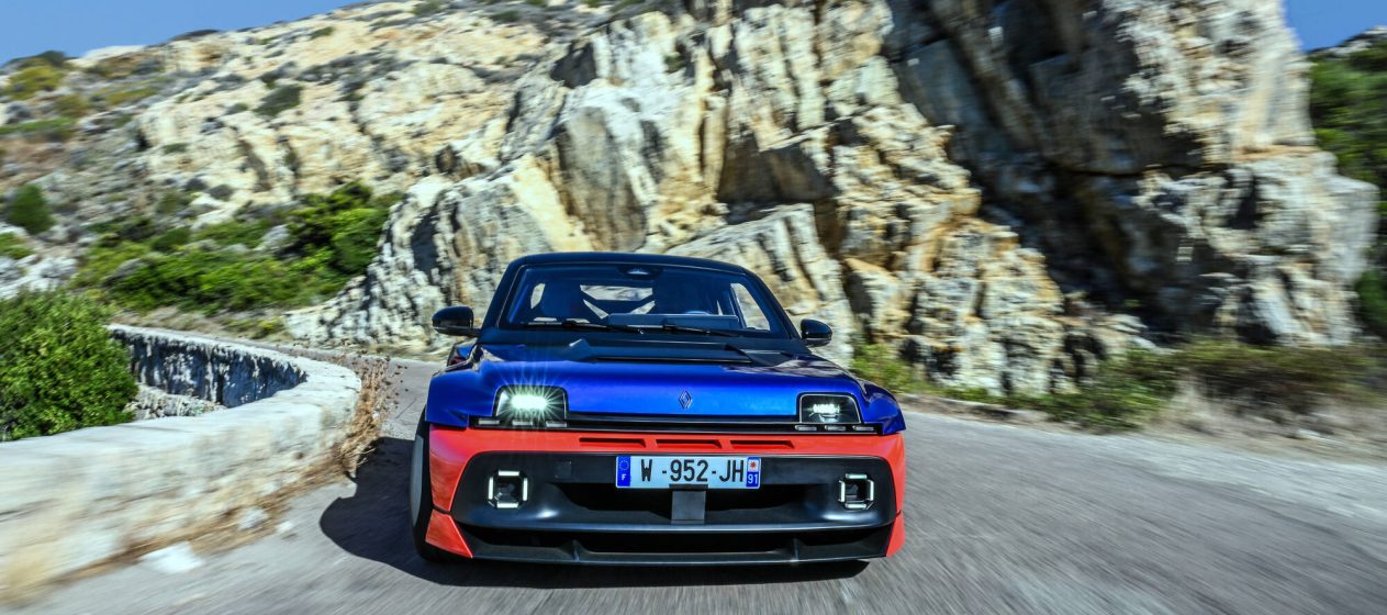 Renault 5 Turbo 3E entusiasma nas suas primeiras voltas públicas no histórico rali Tour de Corse 13