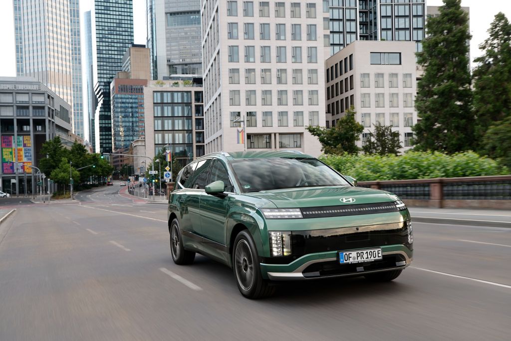 Novo Hyundai IONIQ 9 já está disponível em pré-venda com oferta de pack viagem 16