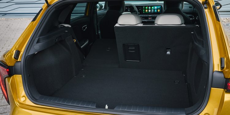 Kia K4 chega a Portugal: Nova aposta no segmento dos familiares compactos 23