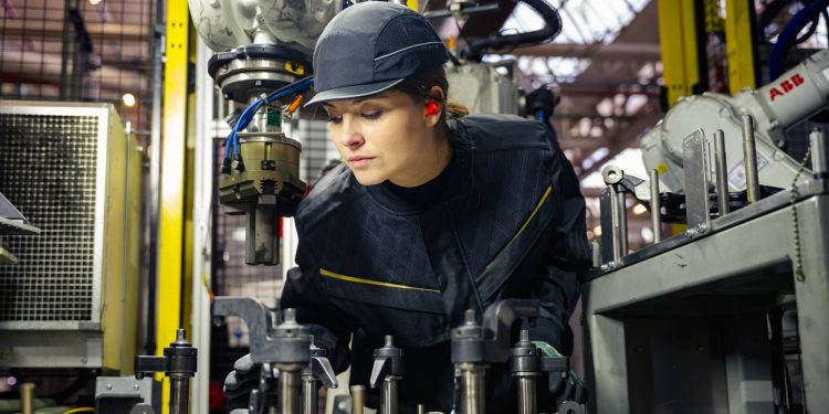 Renault Group lança o futuREady abrindo uma nova era estratégica 28 Renault Group lança o futuREady abrindo uma nova era estratégica 28