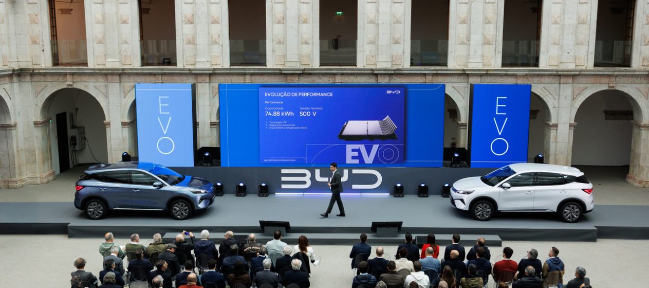 Novo BYD ATTO 3 EVO redefine o segmento dos SUV familiares elétricos 13