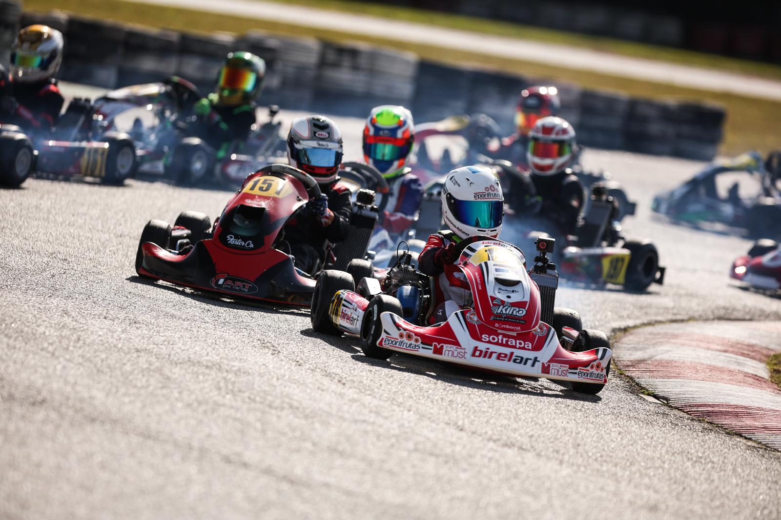 Lourenço Antunes aponta ao pódio no arranque do Campeonato de Portugal de Karting em Viana 16