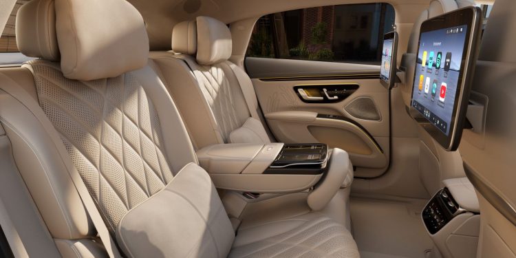 O novo Mercedes-Benz EQS: Mais inteligente do que nunca. Mais longe do que nunca 16