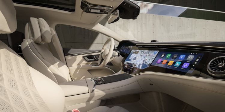 O novo Mercedes-Benz EQS: Mais inteligente do que nunca. Mais longe do que nunca 19