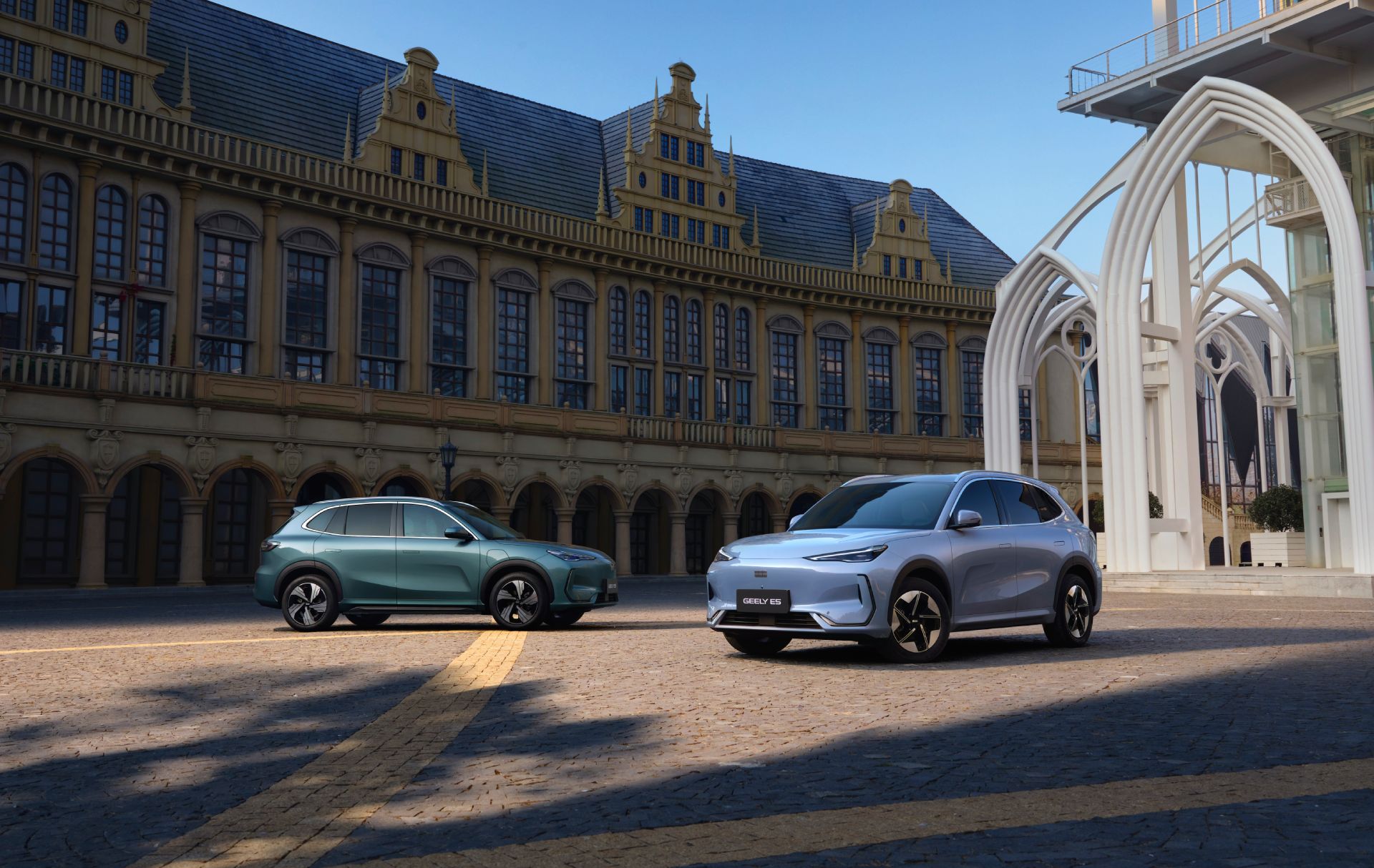 Geely E5 e Starray EM-i chegam a Portugal em maio 14