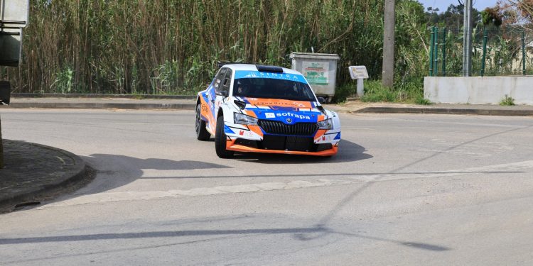 Gil Antunes e Diogo Correia com ritmo forte no Rally das Camélias 20
