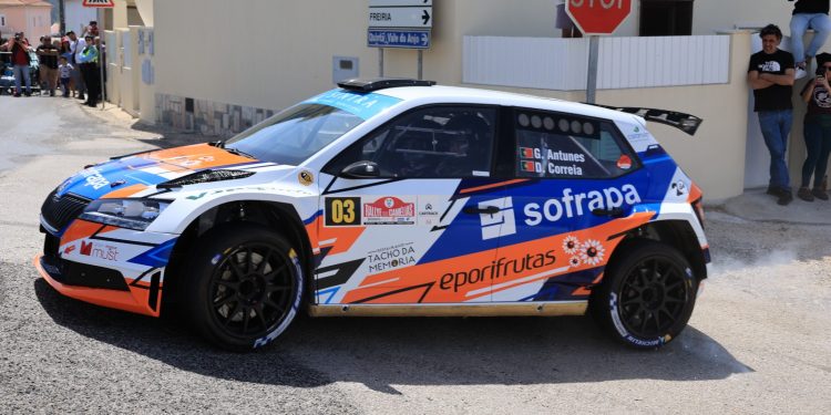 Gil Antunes e Diogo Correia com ritmo forte no Rally das Camélias 15
