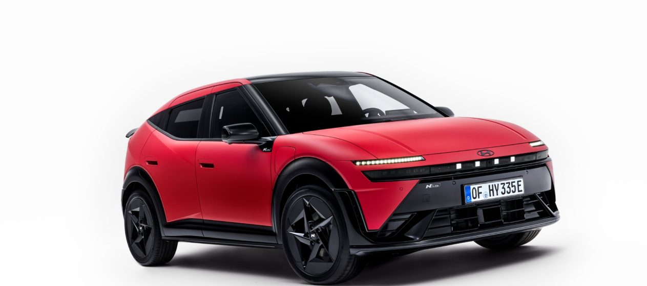 HYUNDAI apresenta o IONIQ 3: “Aero Hatch” eleva a tecnologia elétrica para uma mobilidade simples, espaçosa e intuitiva 13