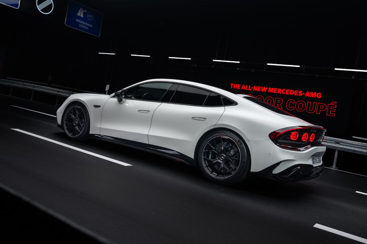 O novo Mercedes-AMG GT Coupé 4 portas: Desportivo Revolucionário. Máxima Intensidade. 20