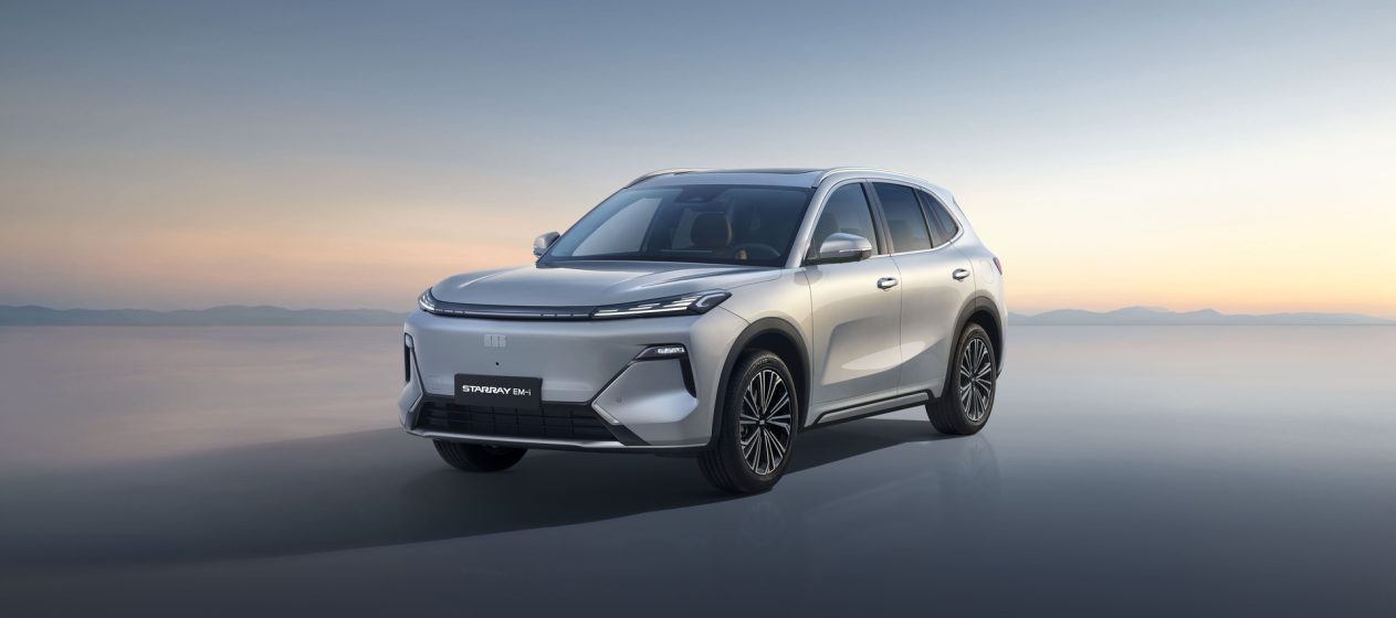 Geely Starray EM-i e Geely E5 já disponíveis em Portugal, com preço a partir de 29.600 euros* 13