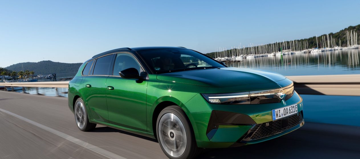 Novo Opel Astra Sports Tourer Electric: isto é eficiência elétrica 13